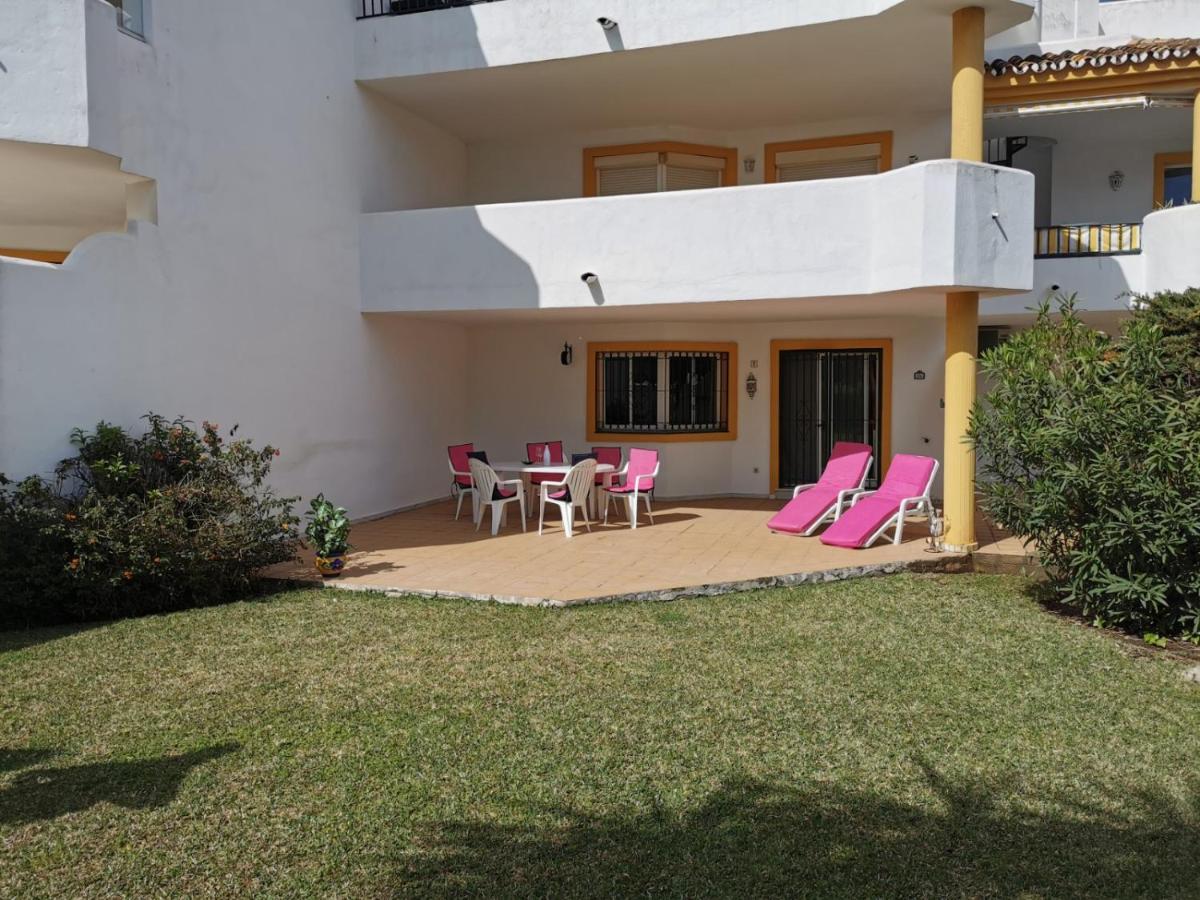 7 Ocean Point Apartment Sitio de Calahonda Exterior photo