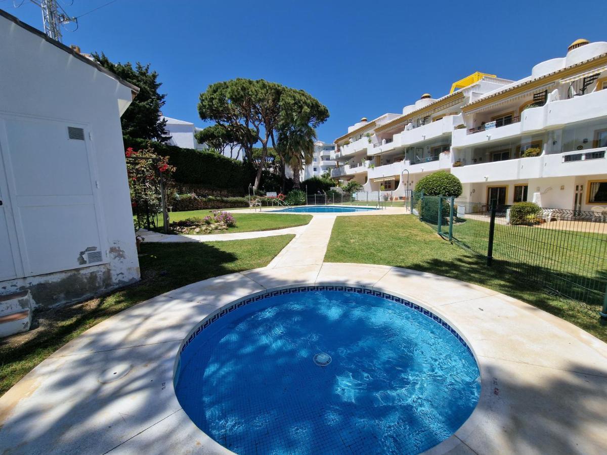 7 Ocean Point Apartment Sitio de Calahonda Exterior photo